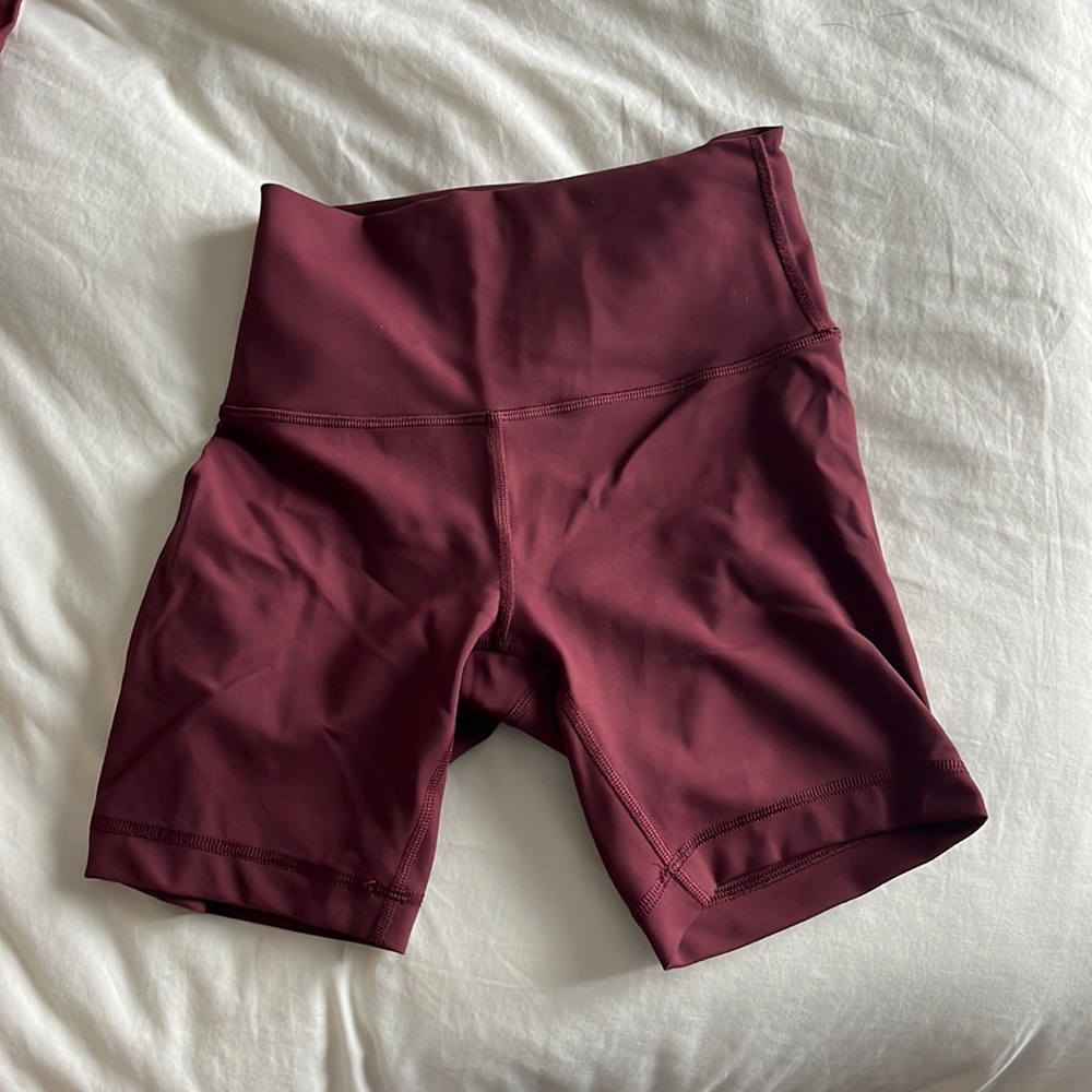 lululemon maroon biker shorts!